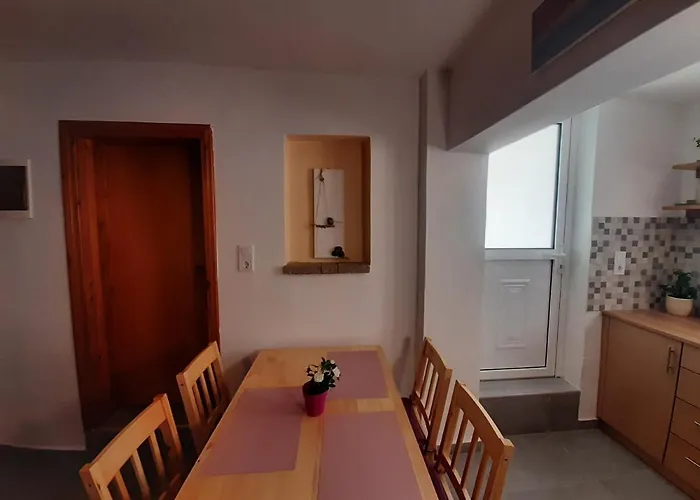 Gardenia Apartment *